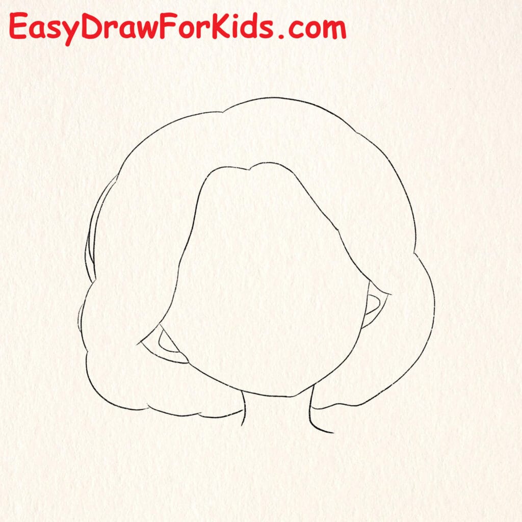 How to Draw Princess Snow White Holding an Apple step 3